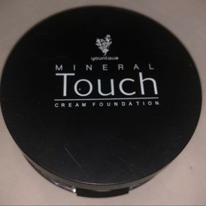 LIKE NEW Cream Foundation